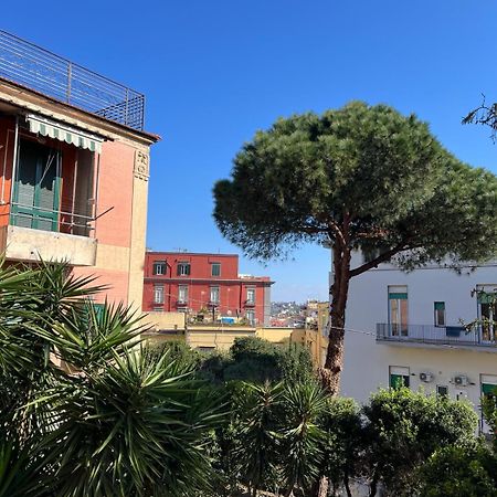 Casa Vacanza D&M Apartment Наполи Екстериор снимка