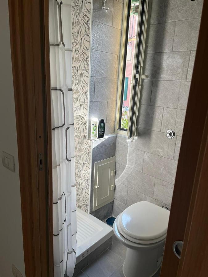 Casa Vacanza D&M Apartment Наполи Екстериор снимка